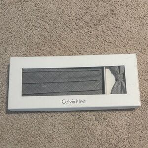 Men’s Cummerbund and Bow Tie Set - Calvin Klein